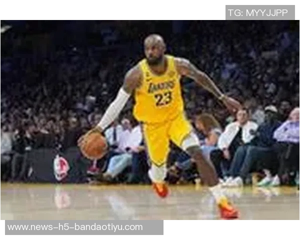 夸梅称詹姆斯防守回半场吃力进攻如火车头般迅猛